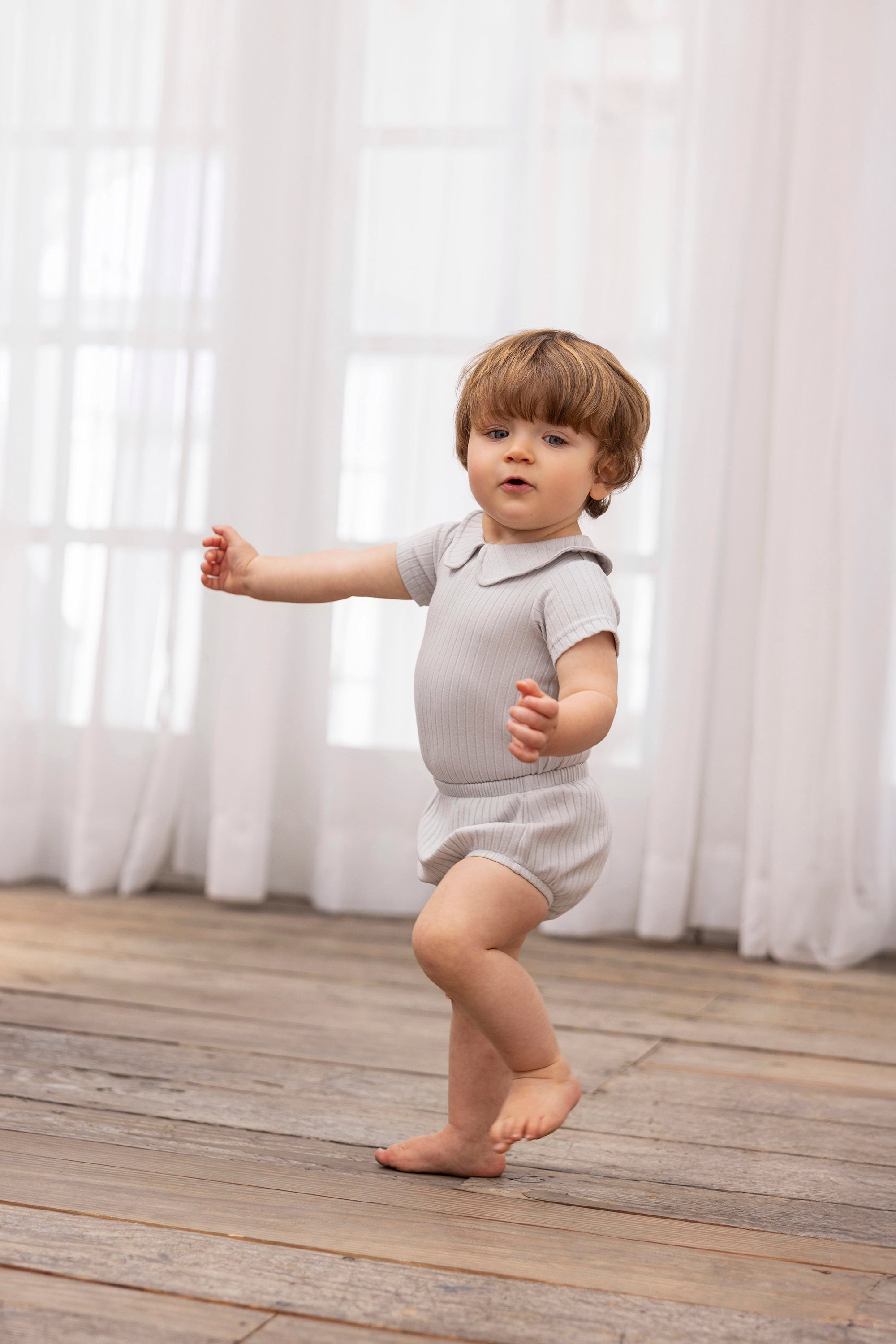 Boys Short Sleeve Round Collar Neck Onesie